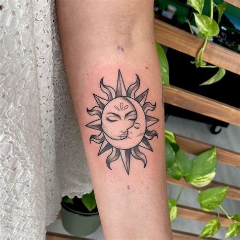 tatuaje sol y luna|tatuajes de sol y luna.